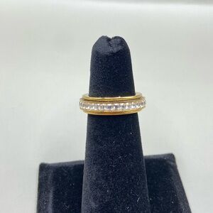 Gold Tone Crystal Spinner Ring